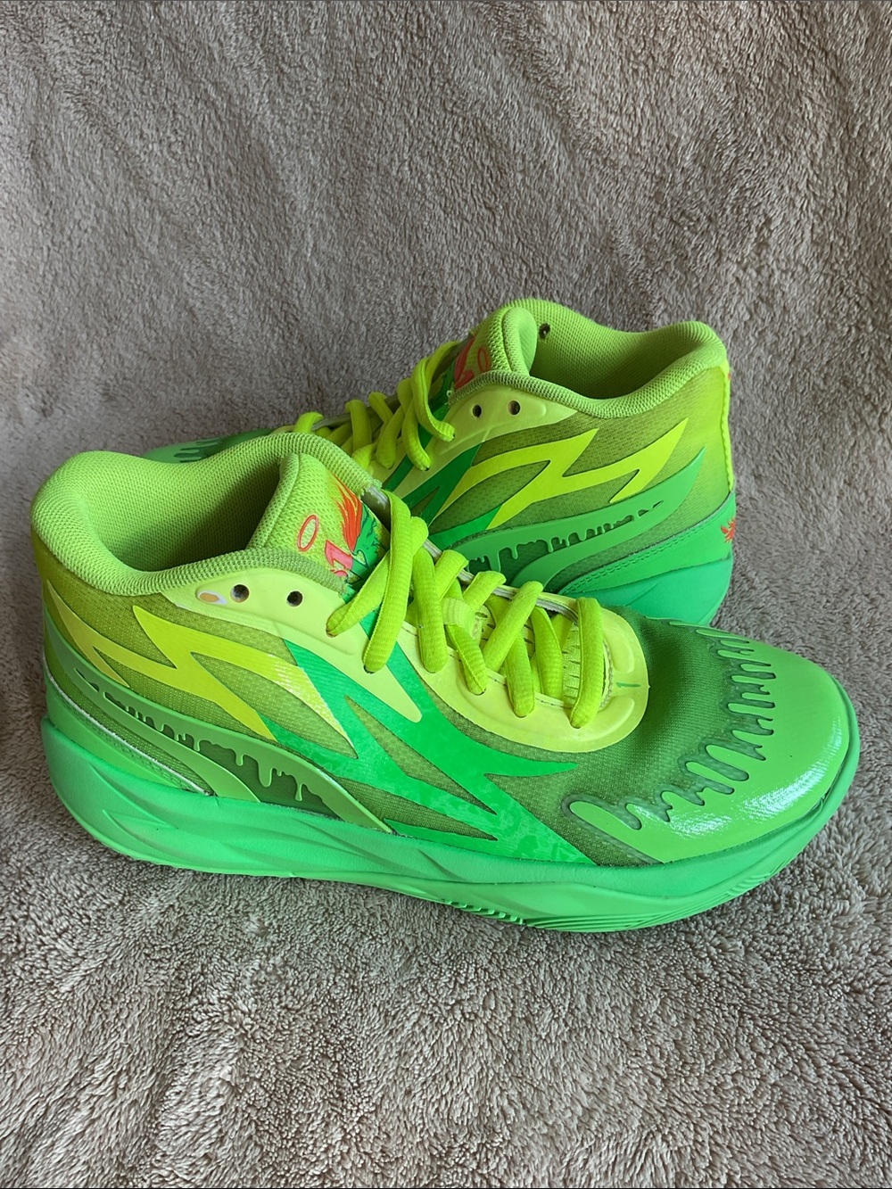Boy’s Puma Nickelodeon Slime B Ball Shoes Size 5 - Picture 2 of 7